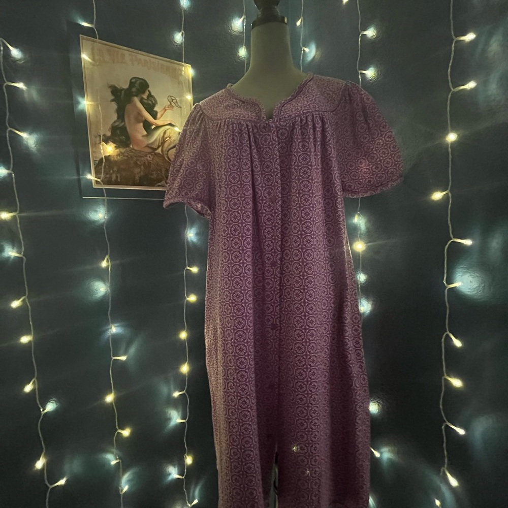 (WHITE STAG) Purple Sleepwear Robe
